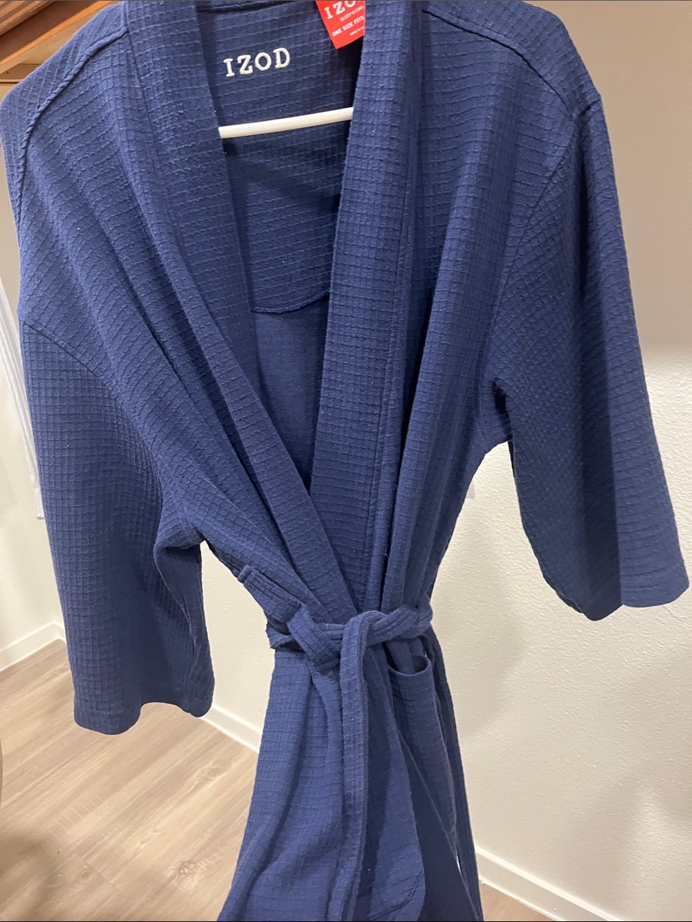 Izod Navy Waffle-Knit Shawl-Collar Robe - Picture 5 of 6